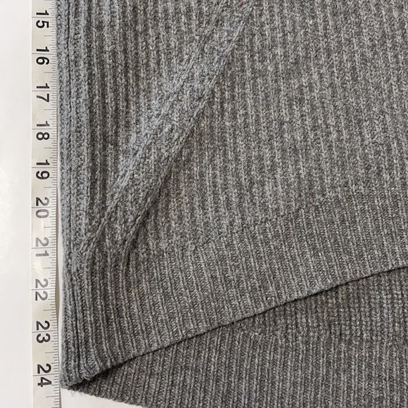 Madewell Grey 100% Merino Wool Sweater - Picture 6 of 9